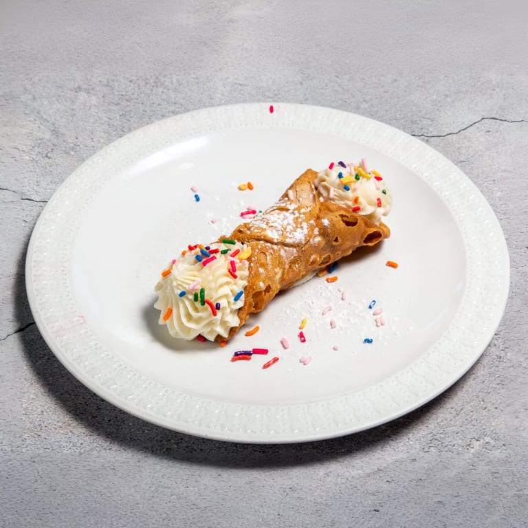 Delicious Cannoli: A Sweet Italian Treat